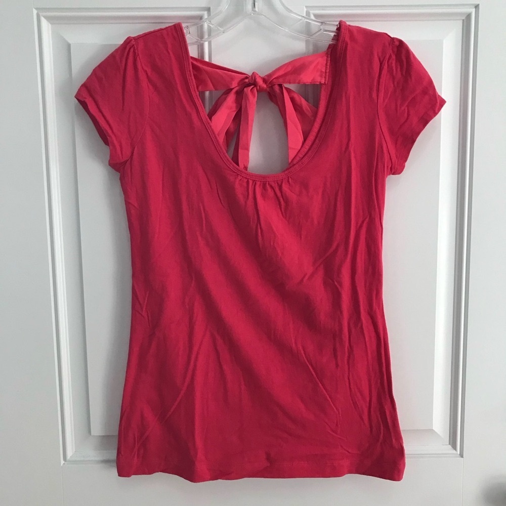 New York & Co BOW BACK Tee